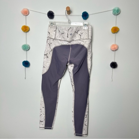 Athleta Gray Palm Up - Picture 6 of 7